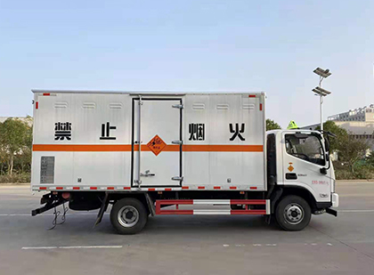 竹山爆破器材运输车